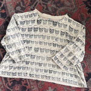 Magnolia Pearl Skull sweatshirt